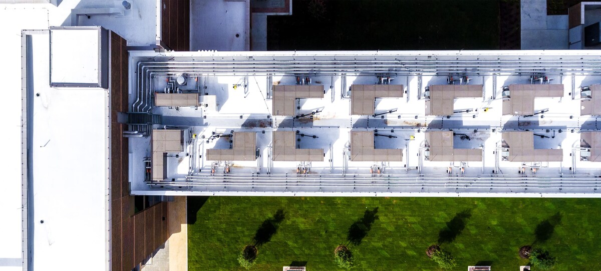 Aerial view of Texas A&M dorm with a new roof coating with GAF materials
